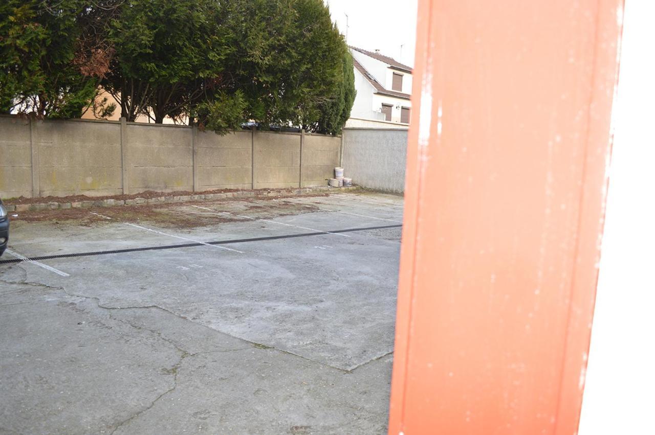 Le Pourpre Apartment Chelles  Exterior photo